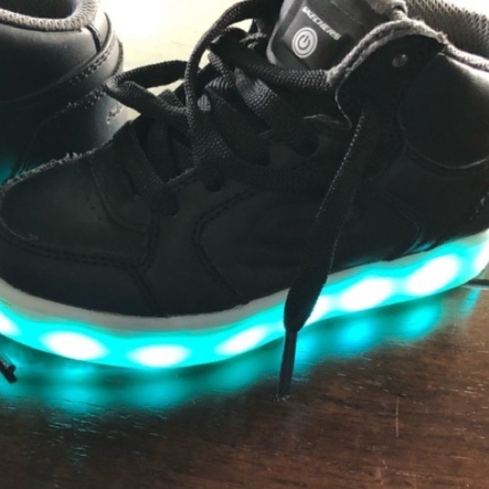 Energy Lights changing sneakers🤩